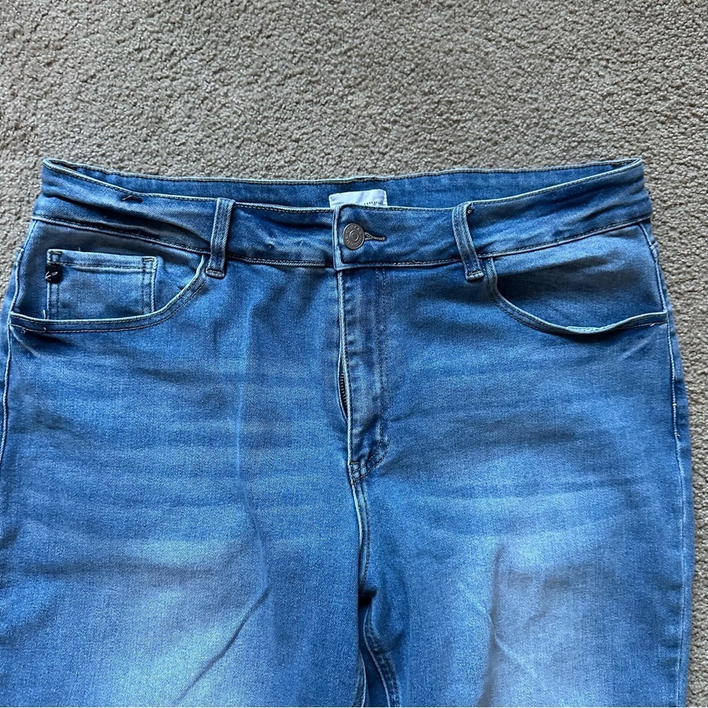 Women’s Kancan Straight Jeans - Picture 5 of 7